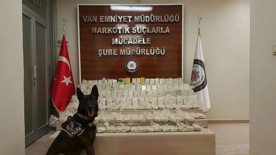 Kamyonete gizlenmiş 51 kilo 561 gram eroin ele geçirildi