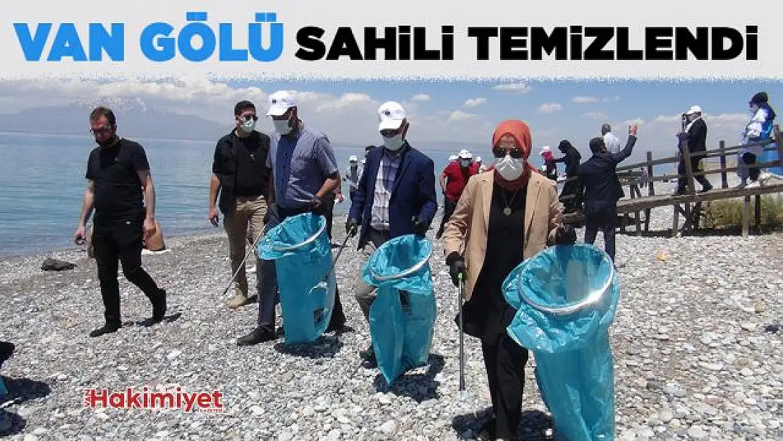 Van Gölü sahili temizlendi