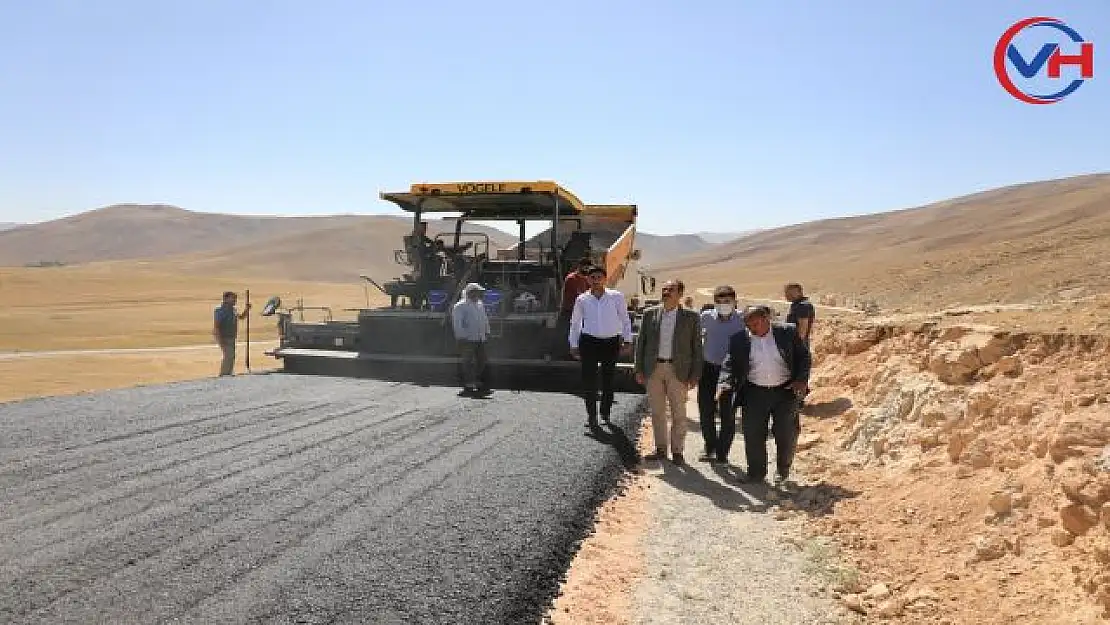 Gürpınar Belediyesi'nden Asfalt Çalışması