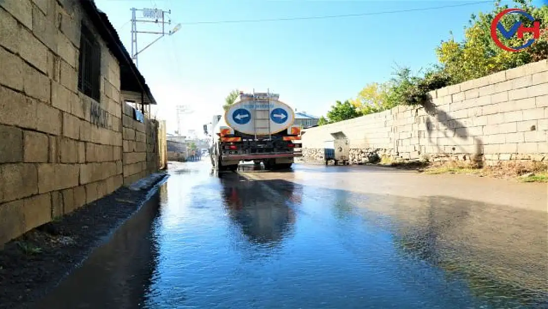 Tuşba'daki Su Taşkanlarının İzleri Siliniyor