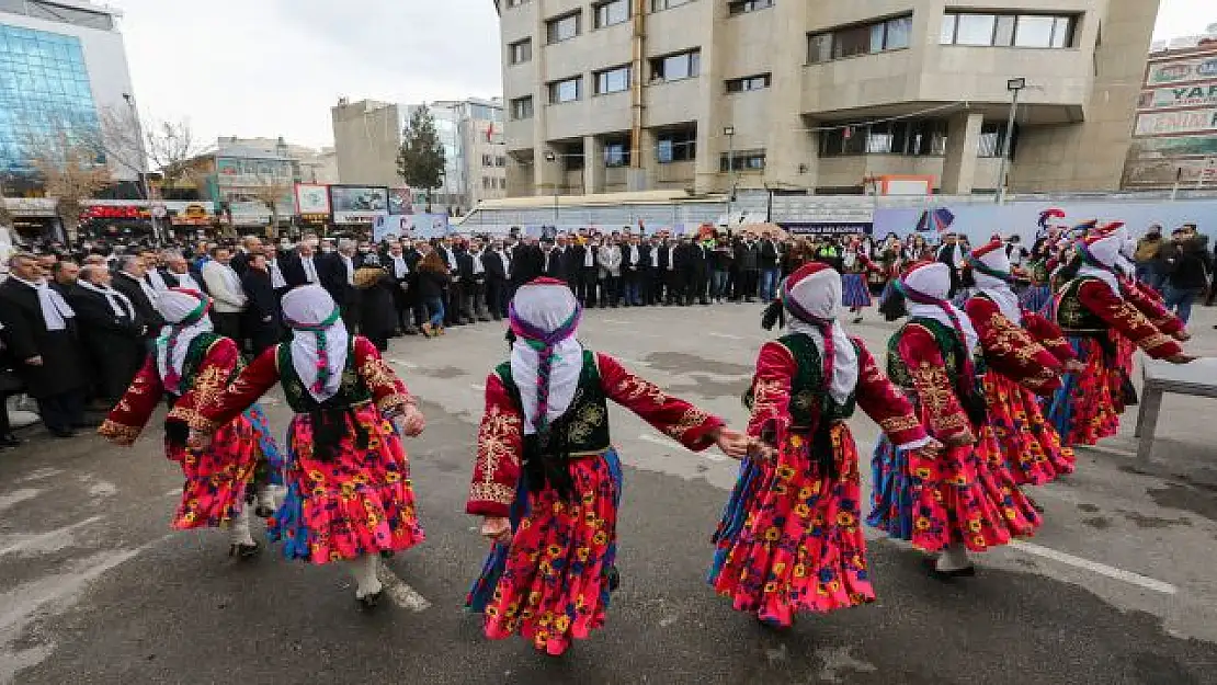 Van 'Shopping Fest' renkli görüntülerle başladı