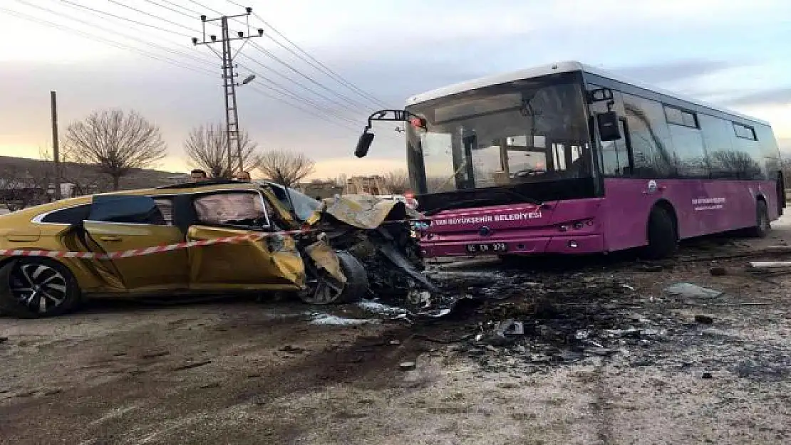 Van'daki feci kaza görüntüsü kameralara yansıdı!