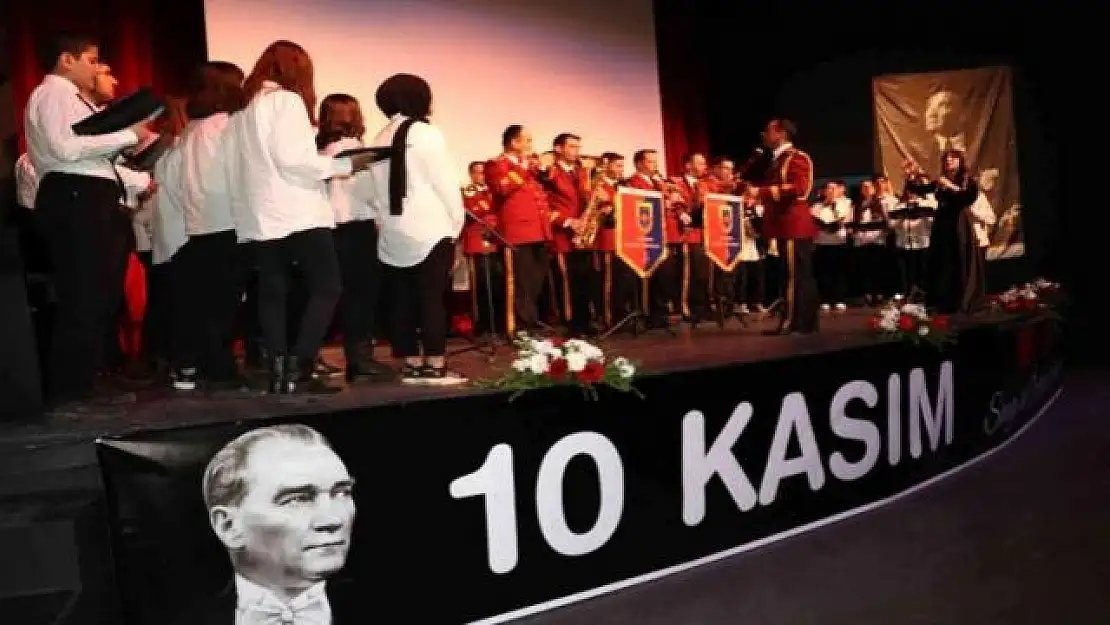 Van'da 10 Kasım kutlaması