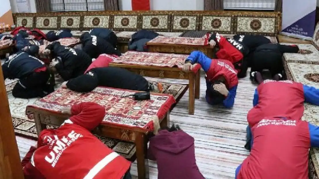 Van'da 'Çök-Kapan-Tutun' tatbikatı