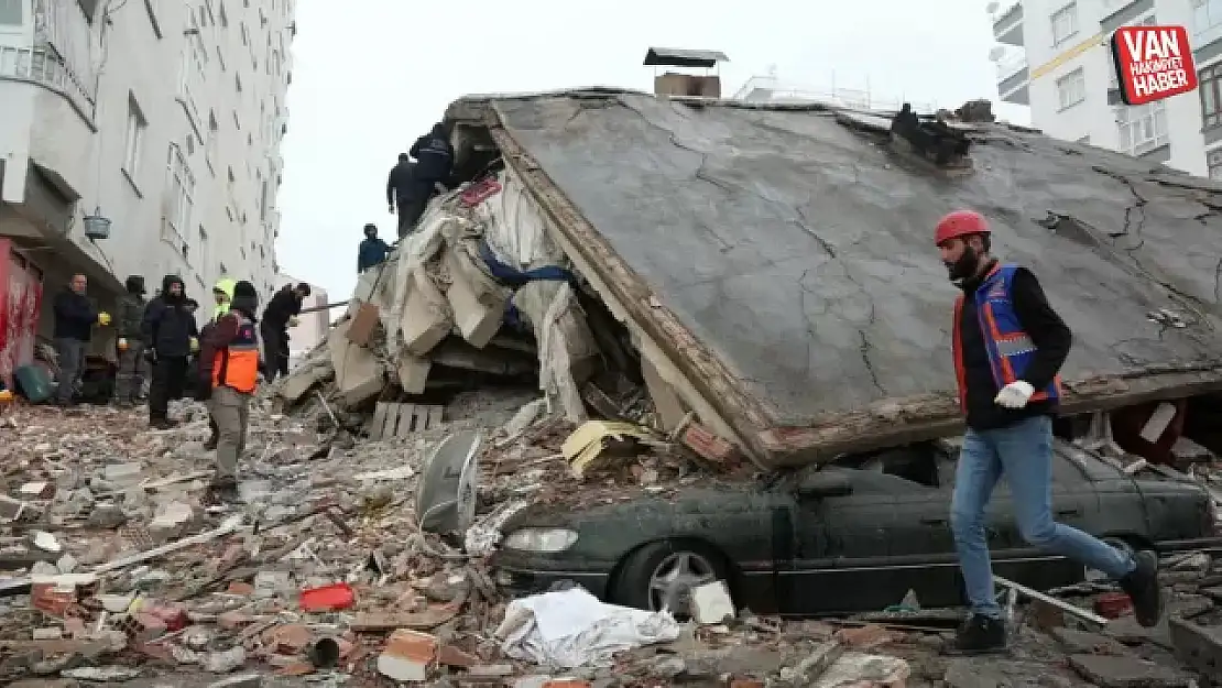 Uzmanlar uyardı: Van'da 6.5 şiddetinde deprem bekleniyor!