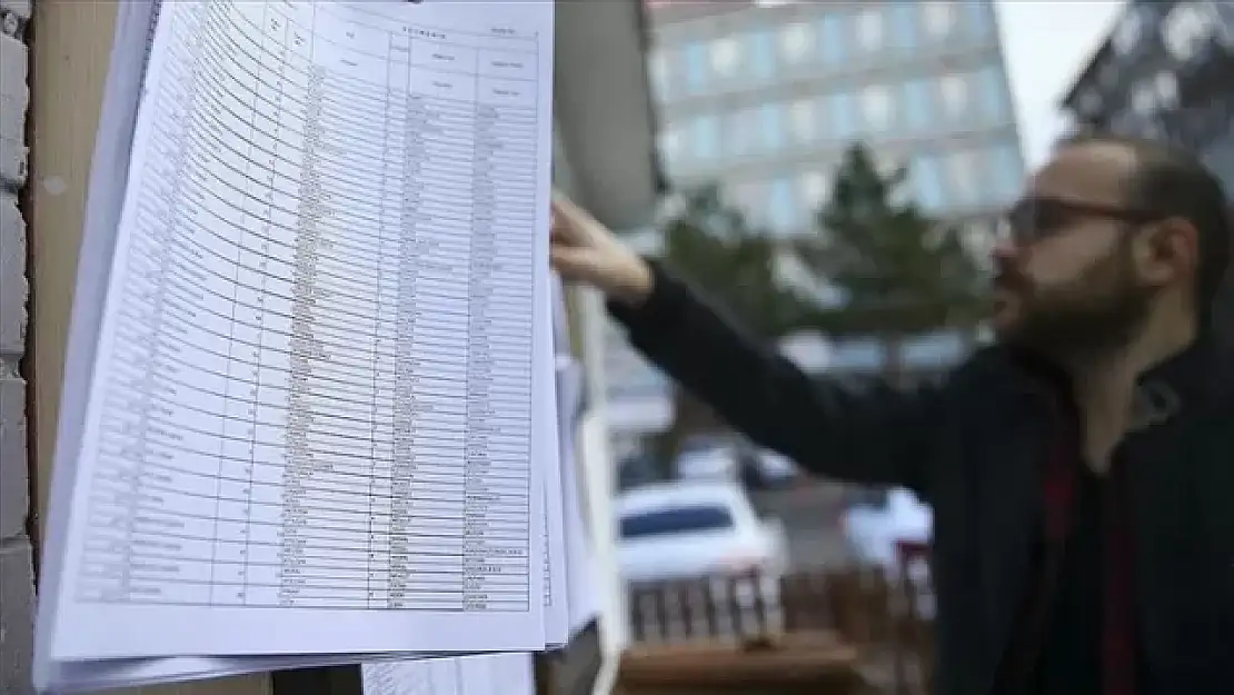 Seçmen listeleri Türkiye genelinde askıda