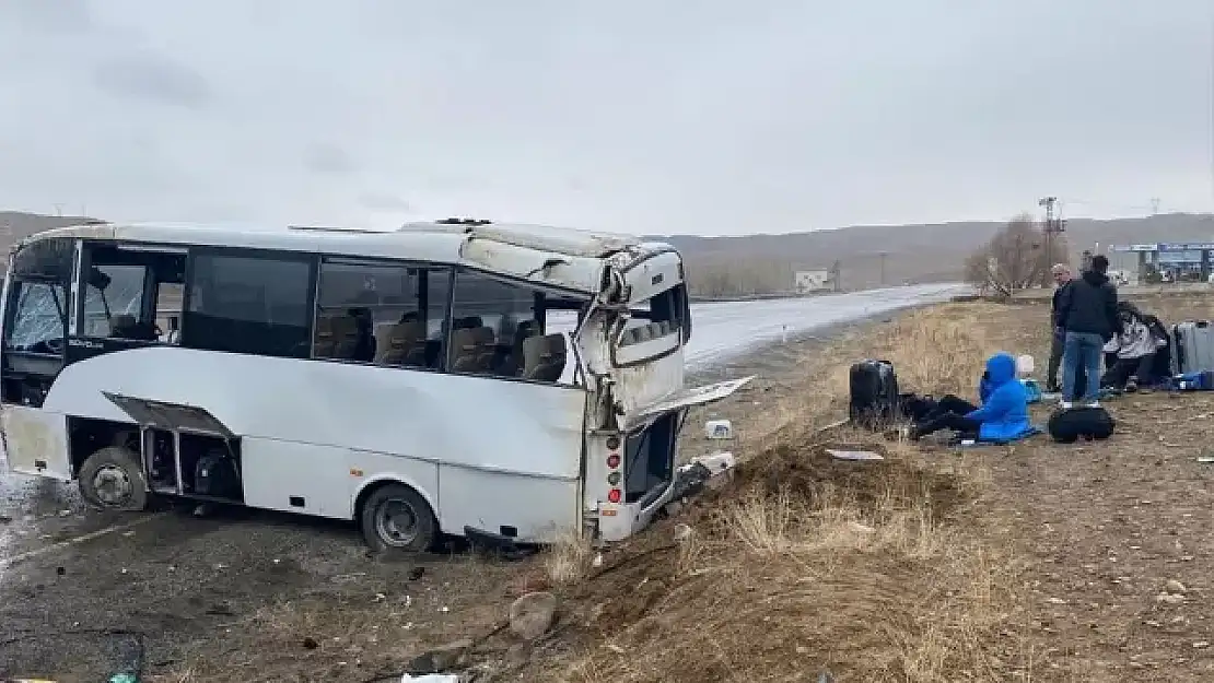 Van'da sporcuları taşıyan minibüs takla attı! Çok sayıda yaralı var