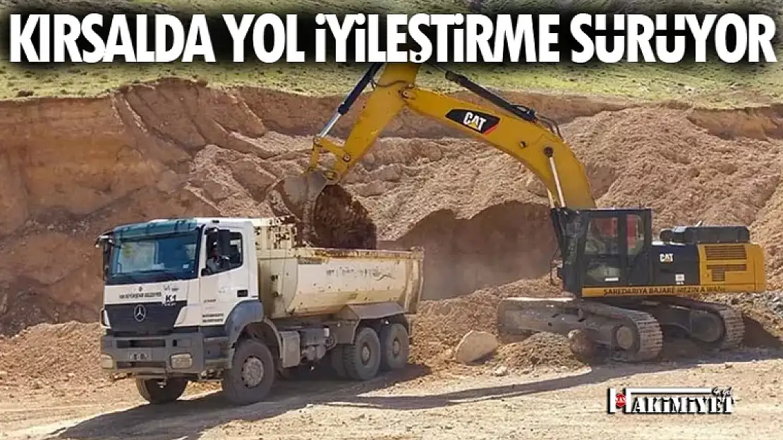 Kırsalda yol iyileştirme çalışmaları sürüyor