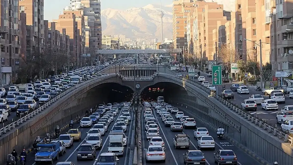 Ateşkes sonrası Tahran'a geri dönüş başladı