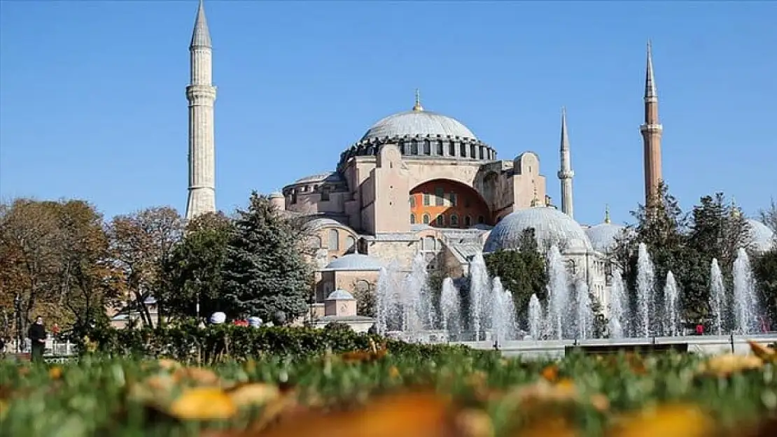 Ayasofya caminin kapatılacağı iddiaları yalanlandı