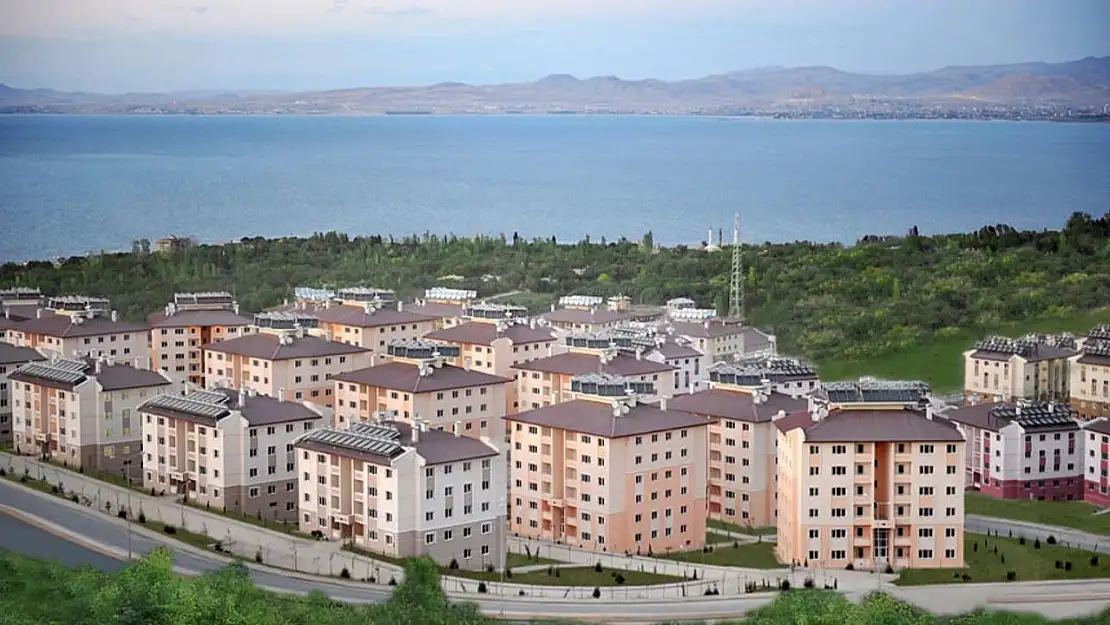 Bakan Göktaş açıkladı: Genç çiftlere sosyal konut müjdesi