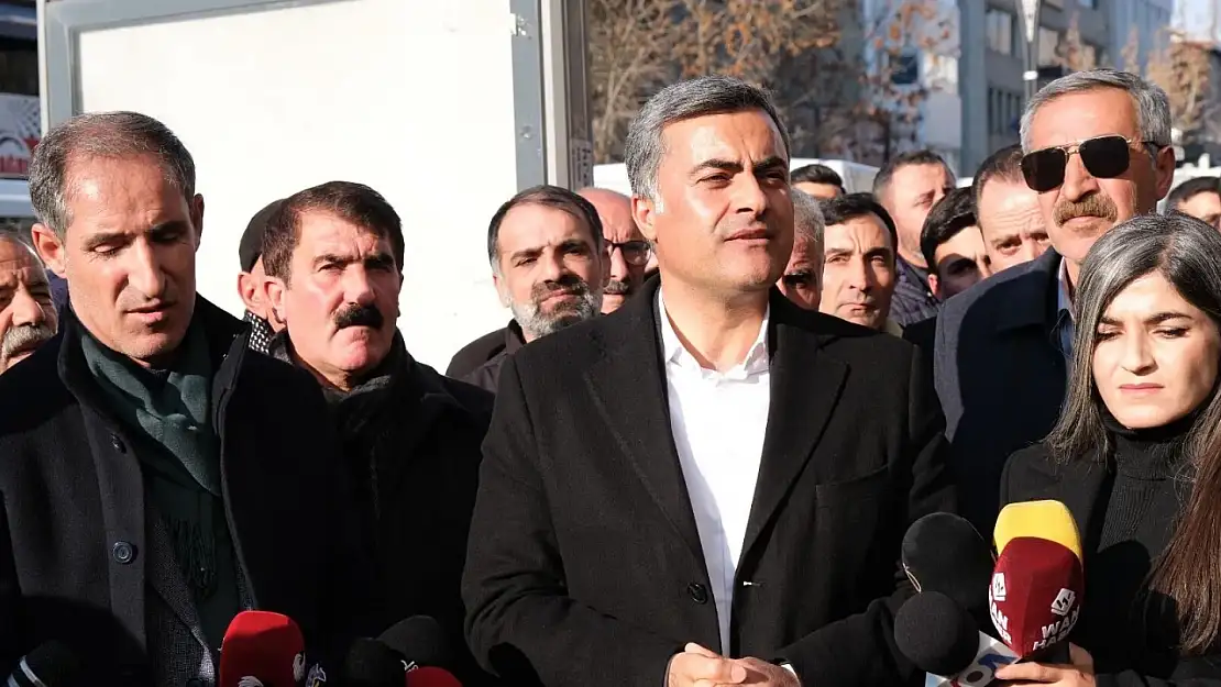 Başkan Zeydan: 'Kayyum dönemi değil kucaklaşma dönemidir'