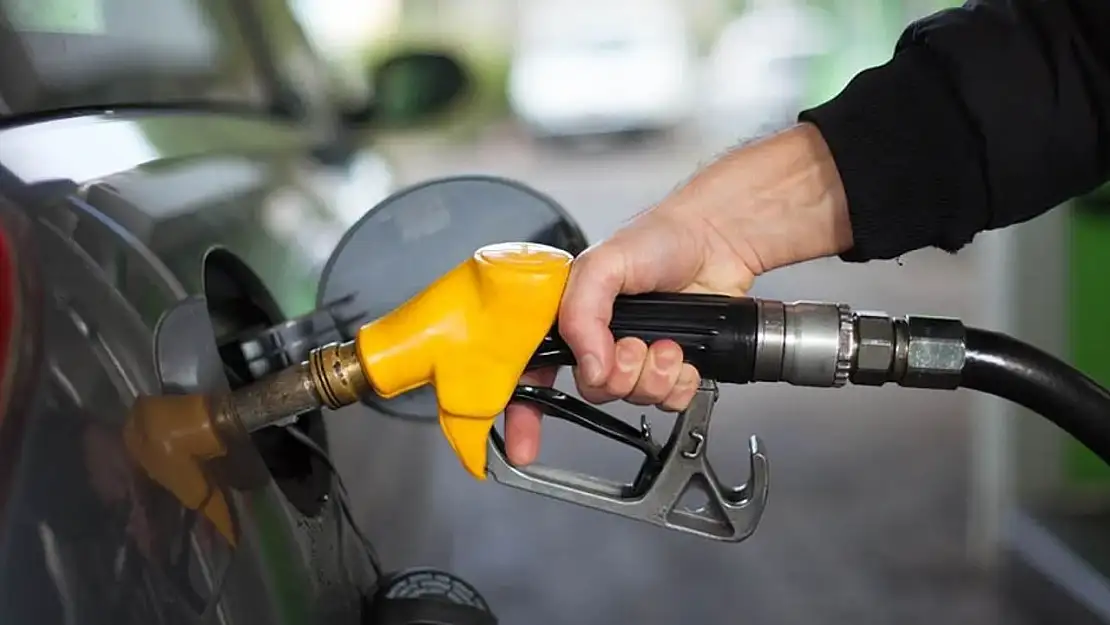 Benzin ve motorine büyük zam geliyor!