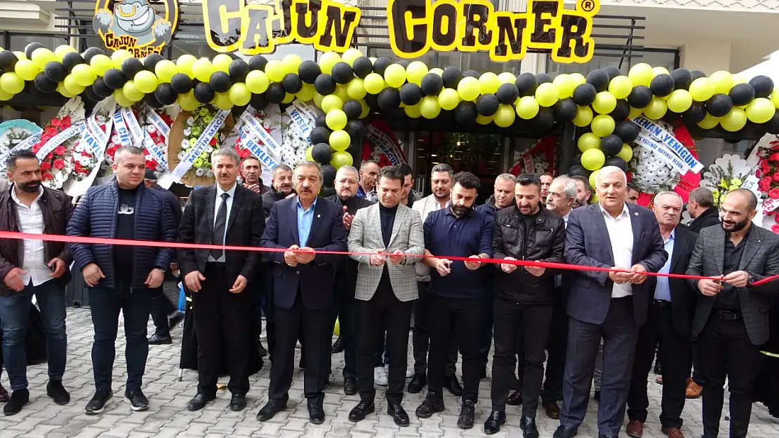 Cajun Corner Van'da açıldı