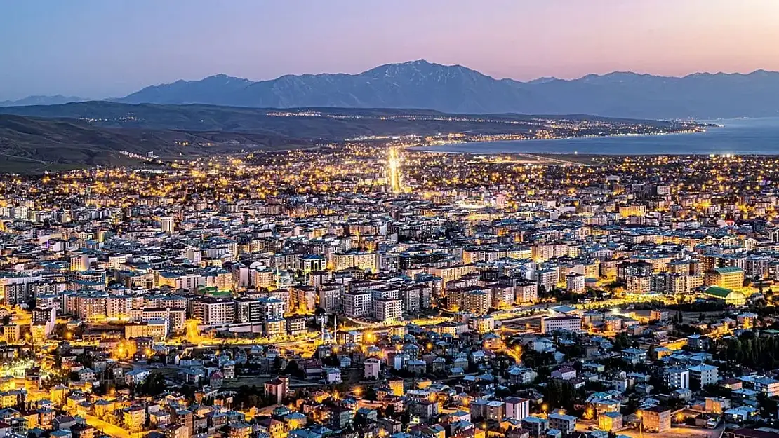 Cuma gününe Aman dikkat! Van'ın birçok mahallesinde elektrik kesintisi yaşanacak!