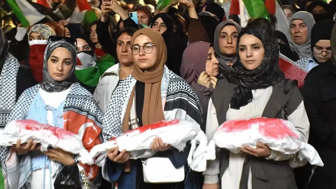 İsrail'in Gazze'ye yönelik saldırıları Van'da protesto edildi