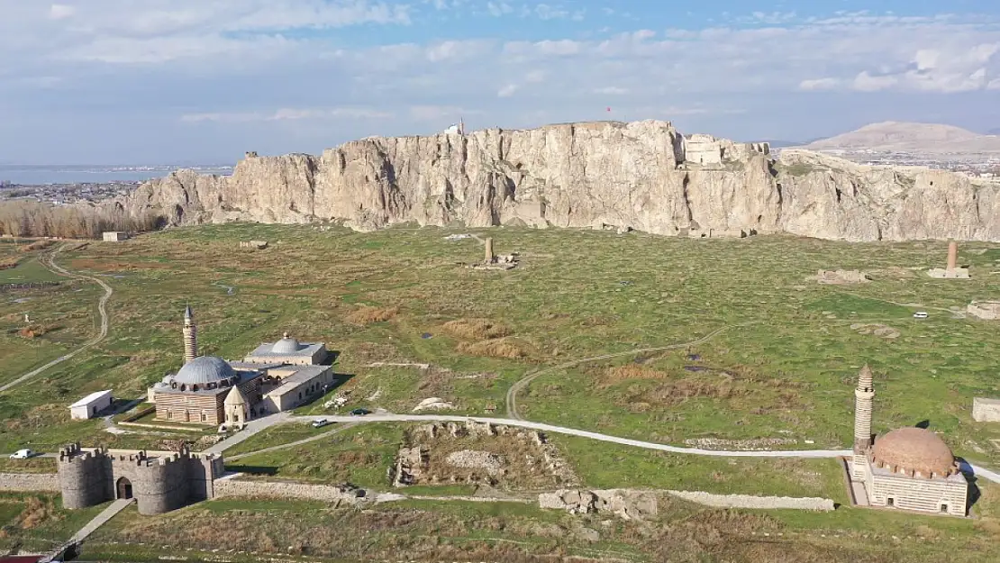 Tarihi Ulu Camii'nde restorasyon başlıyor