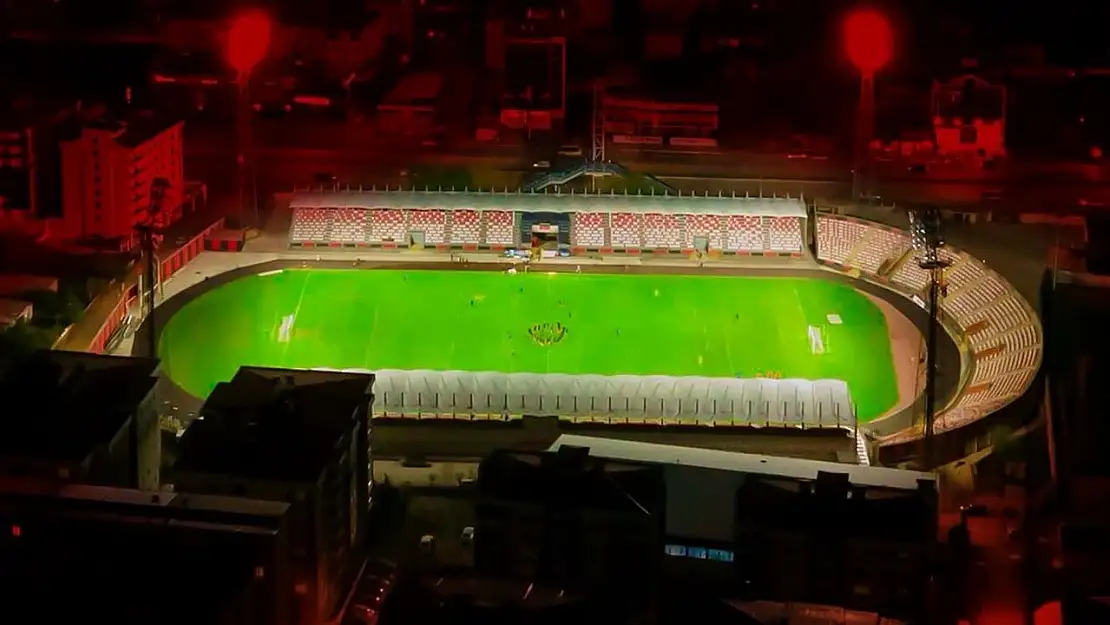 TFF'den beklenen onay geldi! Van stadı maça hazır