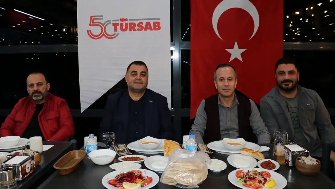 TÜRSAB acentelerle iftarda buluştu