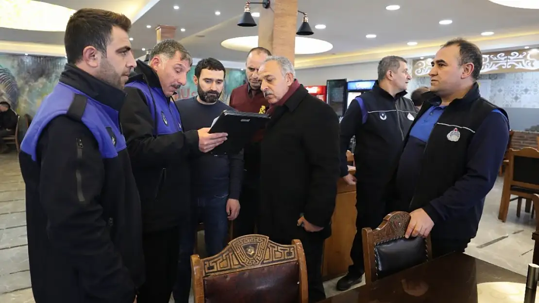 Tuşba'da fiyat listeleri denetlendi