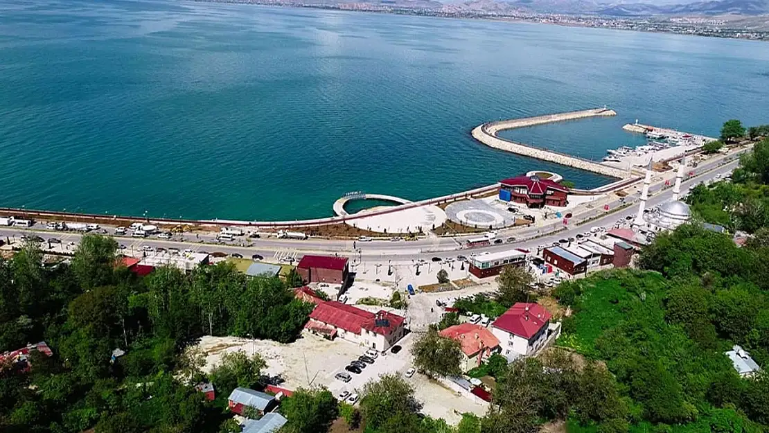 Van Büyükşehir 30 taşınmazı satışa çıkardı