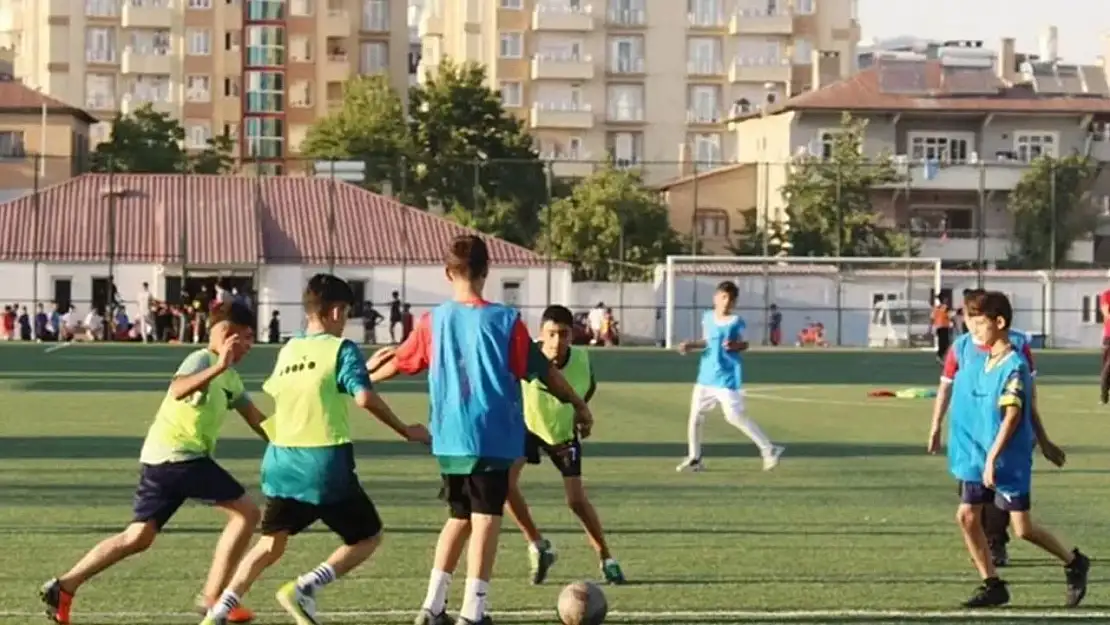 Van Büyükşehir Futbol Kulübü futbolcu seçmeleri yapacak!