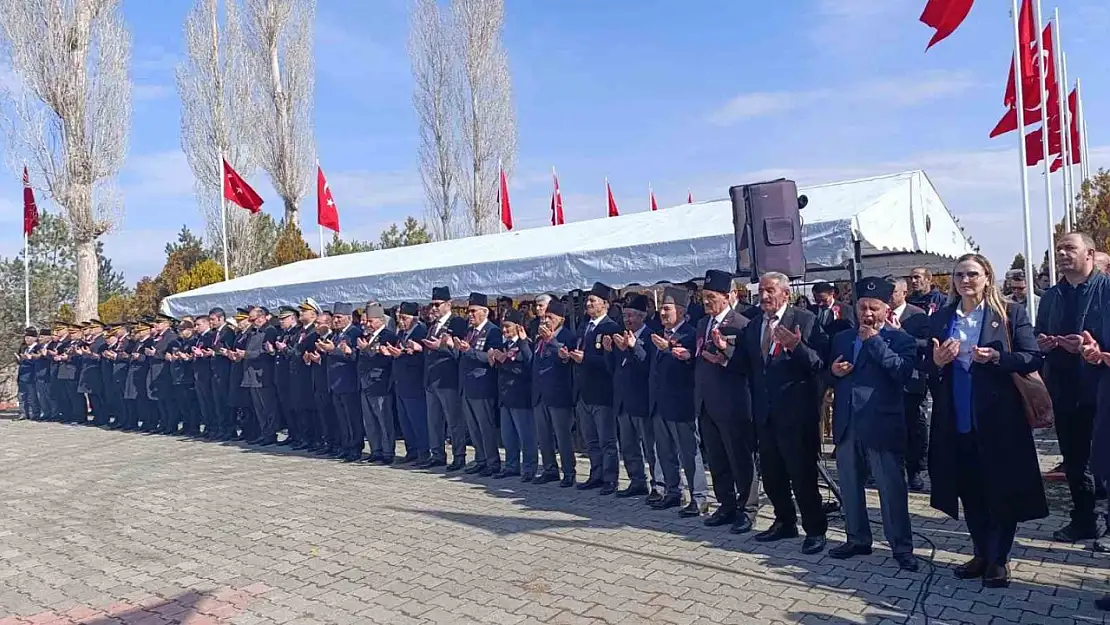 Van'da Çanakkale şehitlerini anma programı düzenlendi