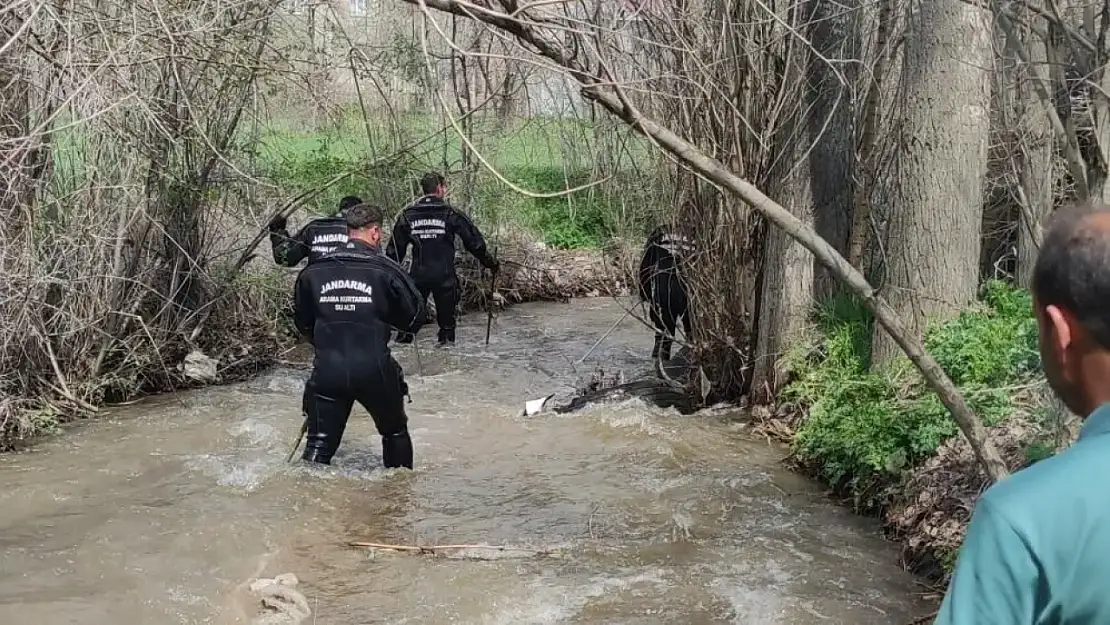 Van'da dereye düşen 3 yaşındaki çocuk hayatını kaybetti