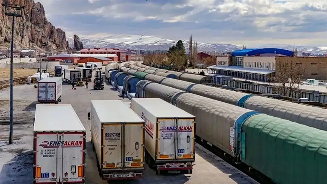 Van'da dış ticaret açığı düştü