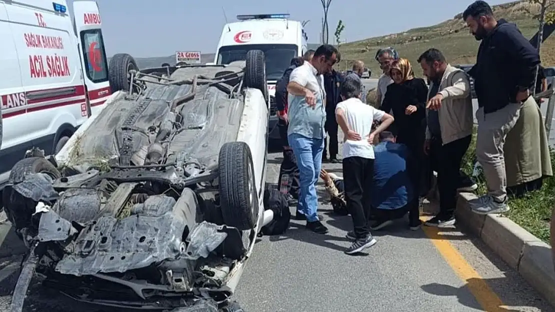 Van'da kaza! 3 kişi yaralandı