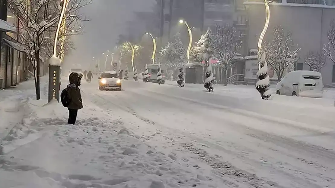 Van'da okullar tatil edildi mi? 21 Kasım 2023