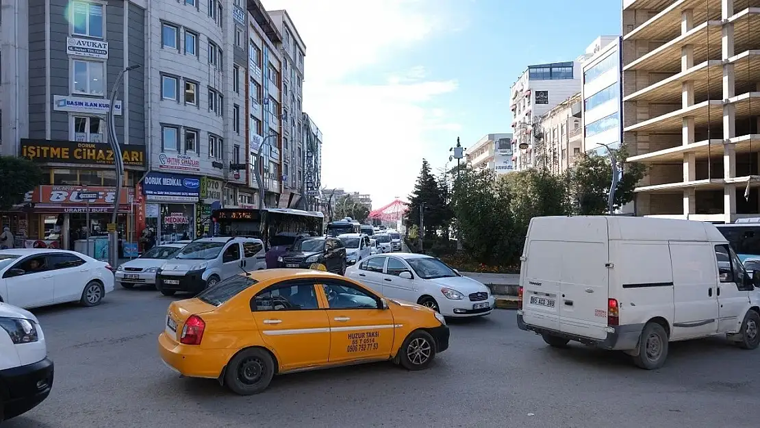 Van'da trafiğe kayıtlı araç sayısı belli oldu