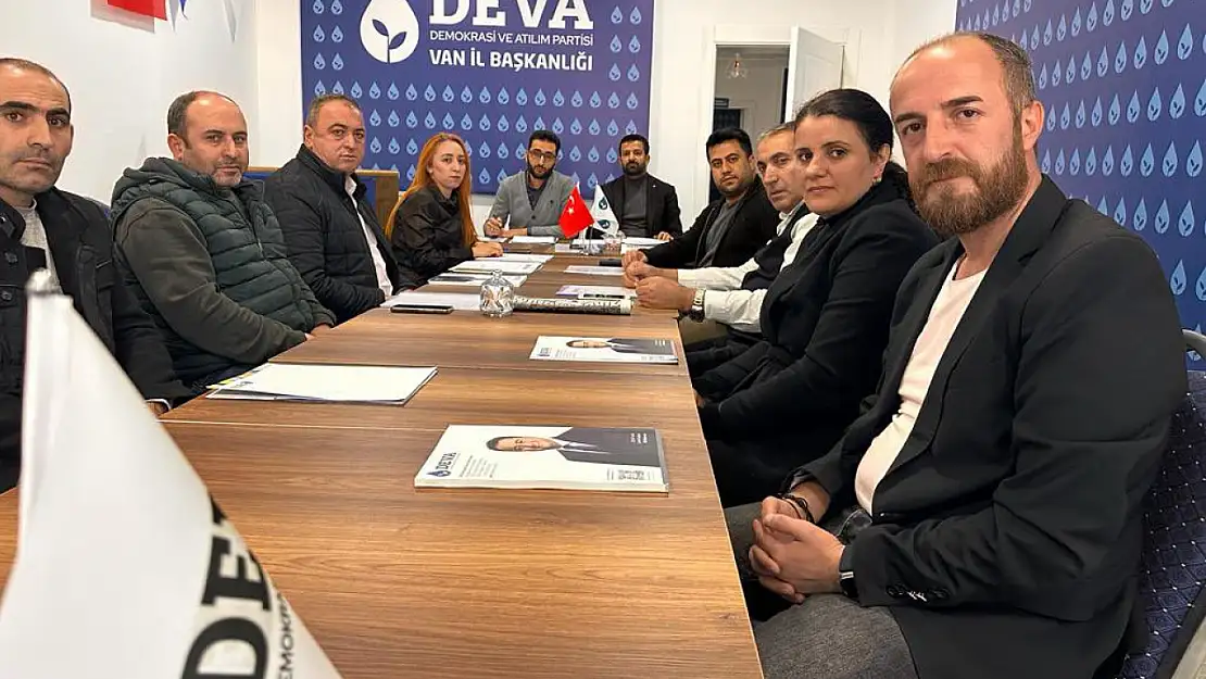 Van DEVA Partisi'nde yeni görev dağılımı yapıldı