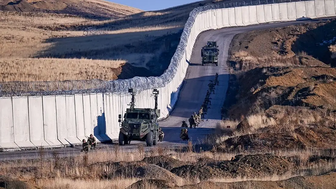 Van-İran sınırı üst düzey önlemlerle korunuyor