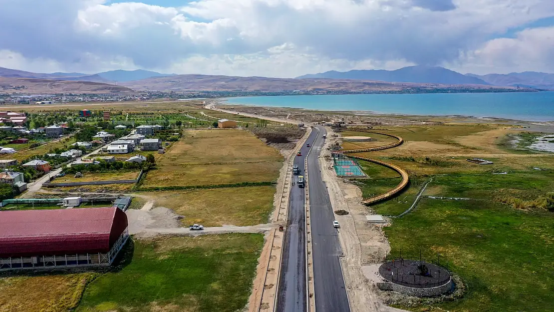 Van sahil yolu açılış için gün sayıyor!