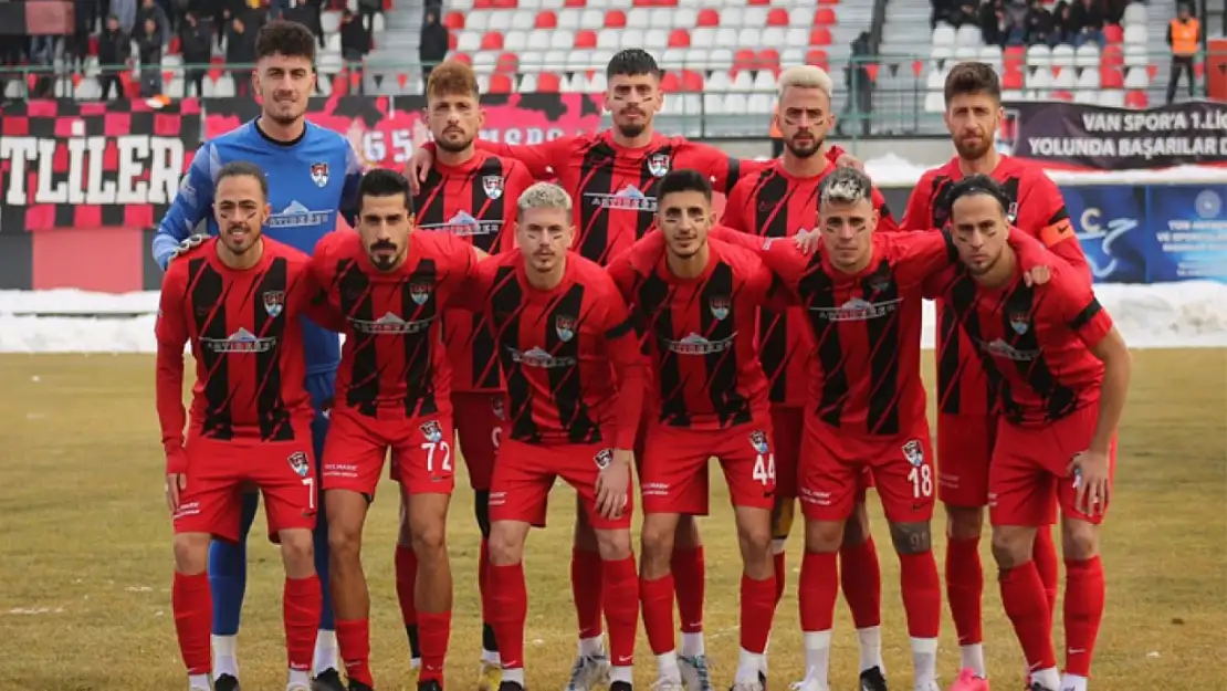 Van Spor, Adıyamanspor'u deplasmanda 3-1 mağlup etti