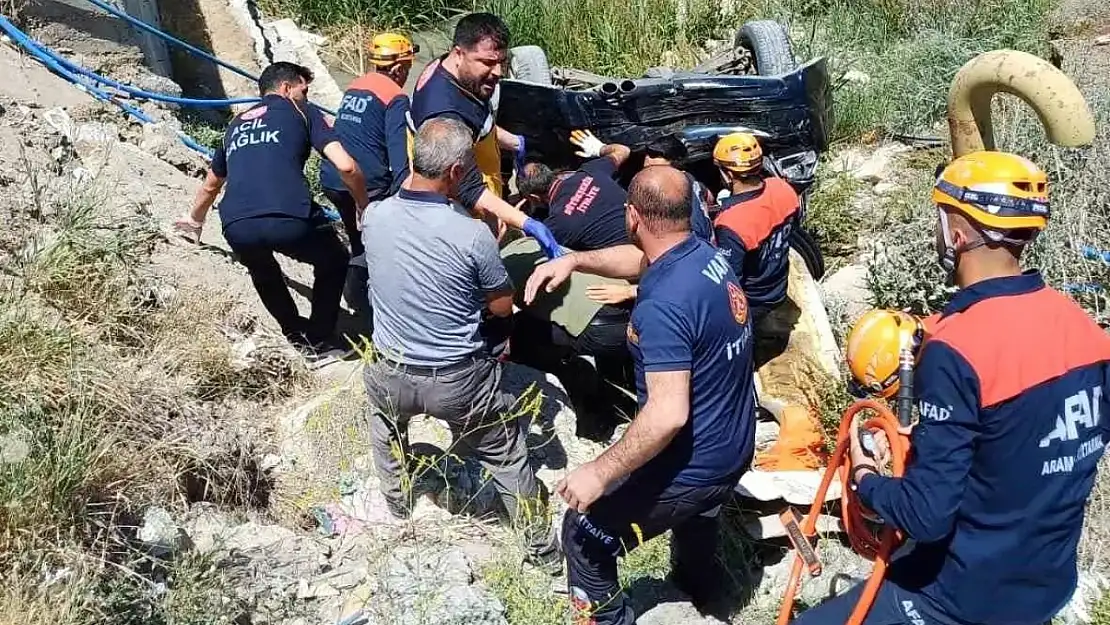 Vanda Trafik Kazası: 5 Yaralı