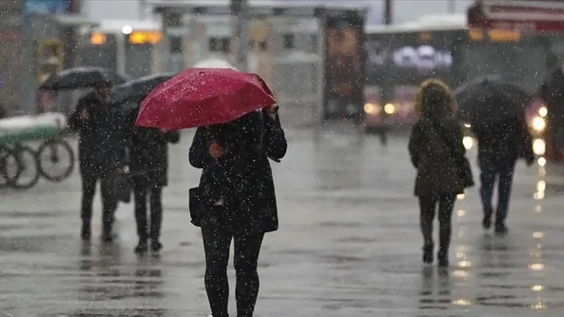 Vanlılar dikkat! Meteoroloji saat ve tarih verdi: Sağanak yağış geliyor!