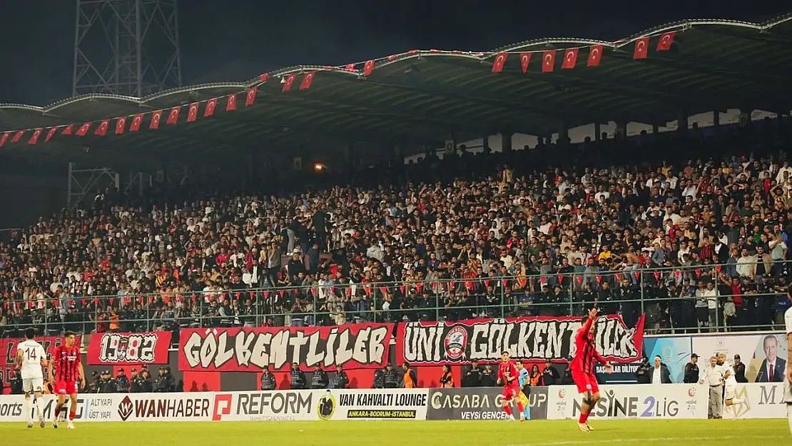 Vanspor taraftarlarının hasreti sürecek!