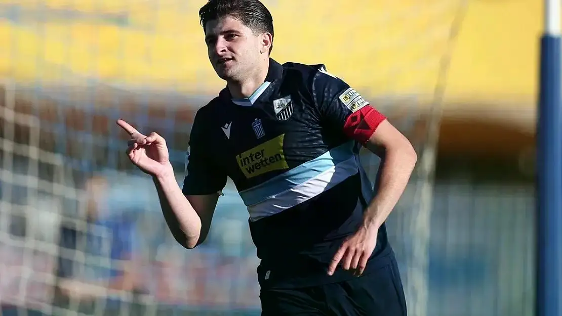 Vanspor, Yunanistan'dan hücuma takviye yaptı