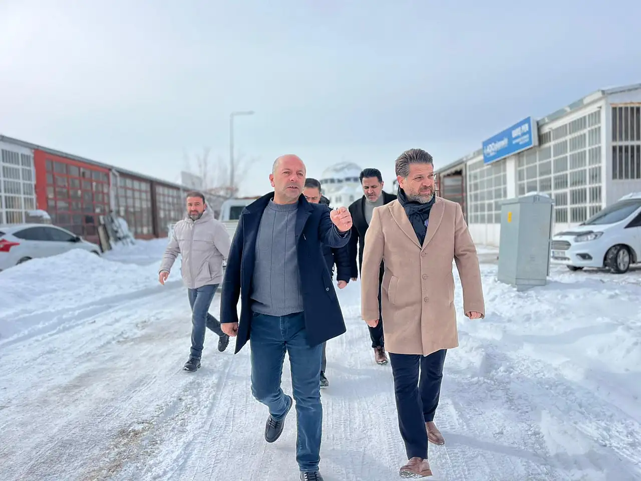 AK Parti İpekyolu Teşkilatından Yeni Marangozcular Sanayi Sitesi'ne Esnaf Ziyareti