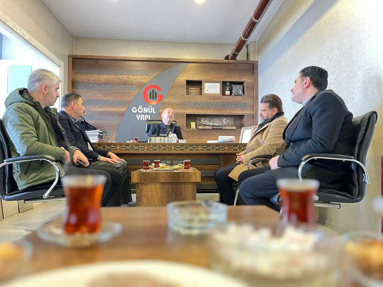 AK Parti İpekyolu Teşkilatından Yeni Marangozcular Sanayi Sitesi'ne Esnaf Ziyareti