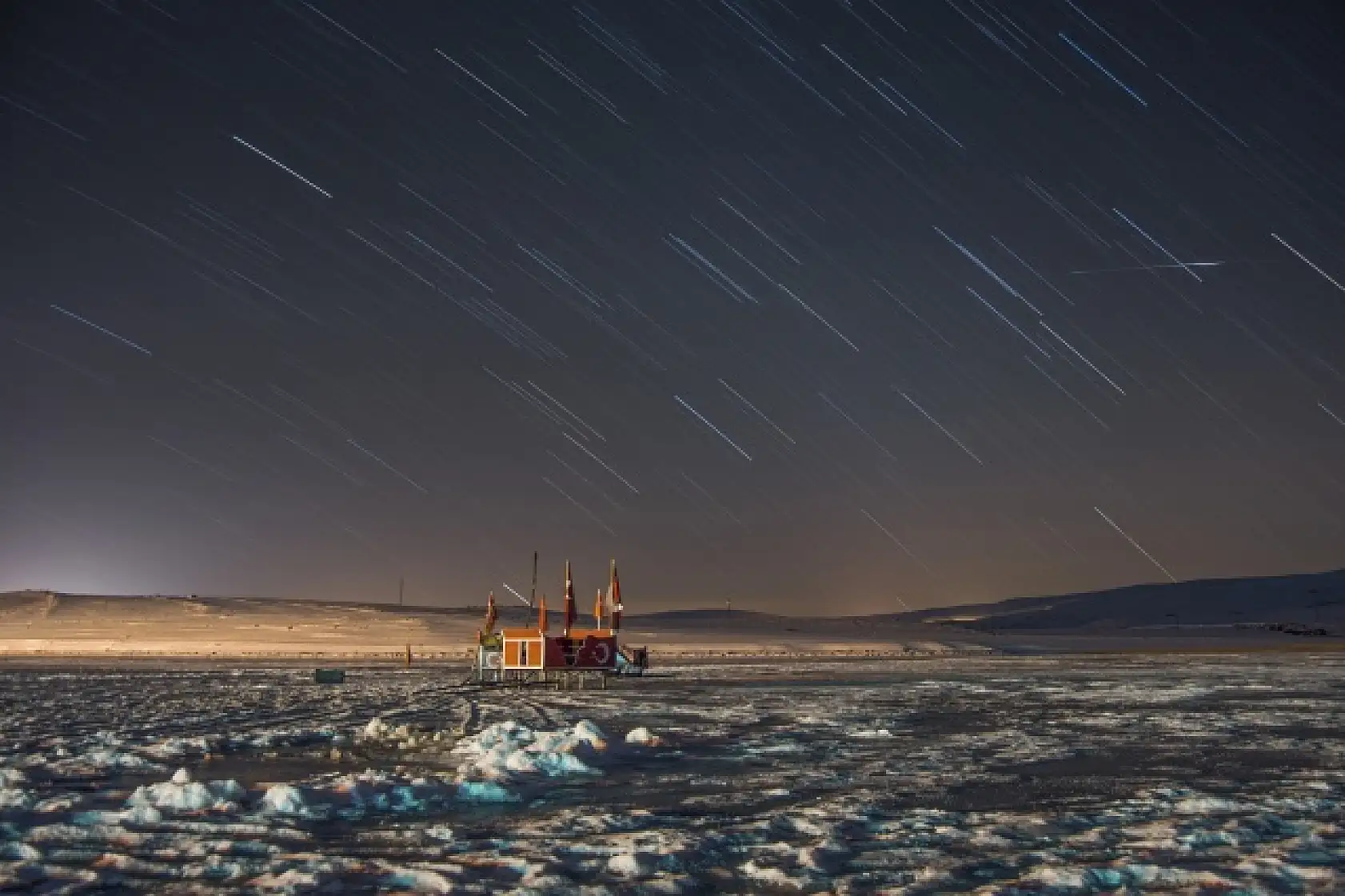 Çıldır Gölü'nde yıldızların görsel şöleni