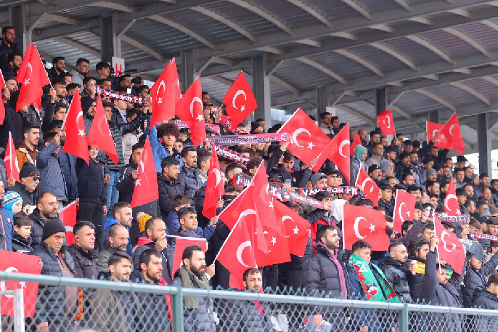 Vanspor-Amedspor dostluk maçı