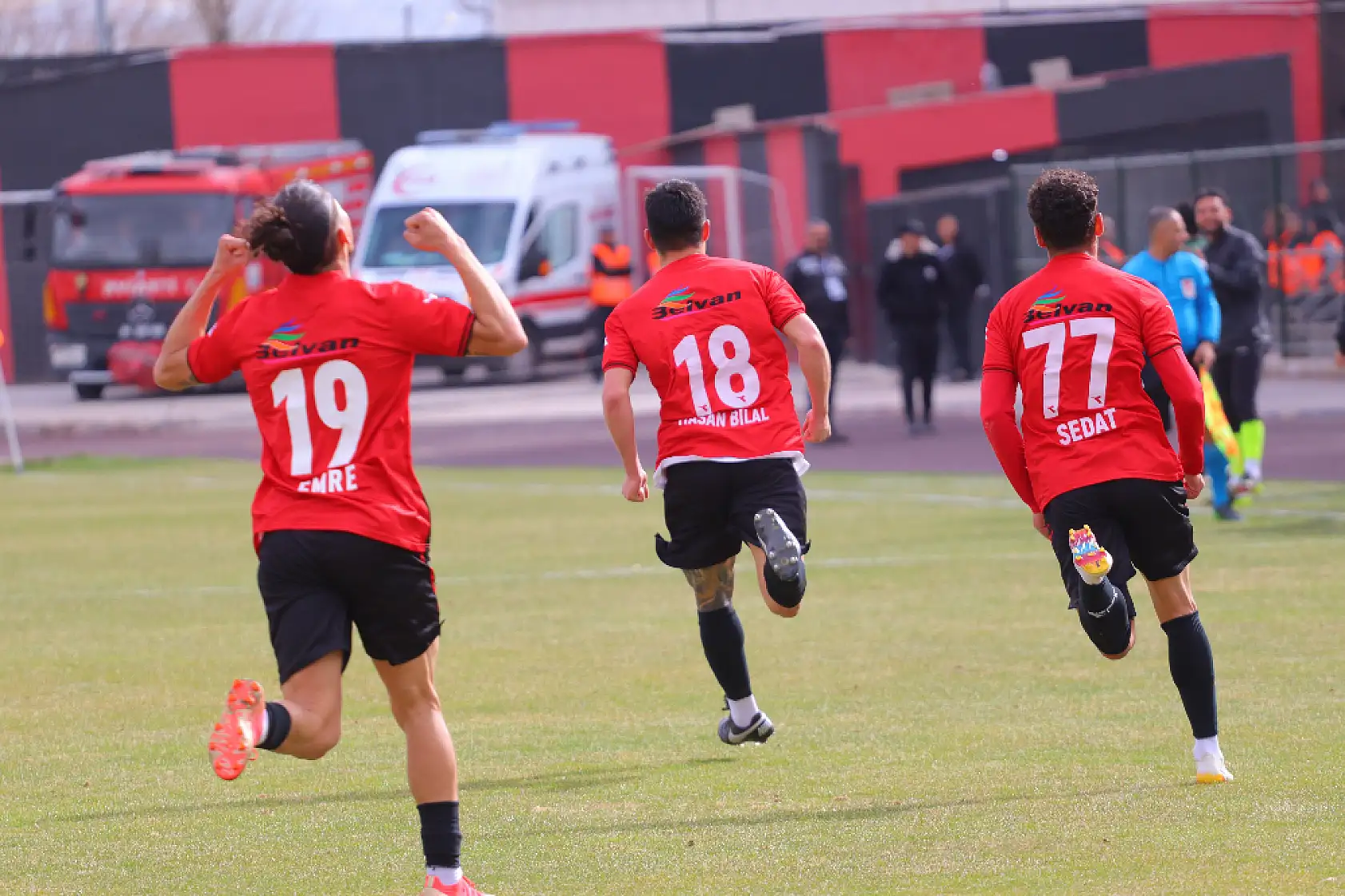 Vanspor şampiyonluğa doğru