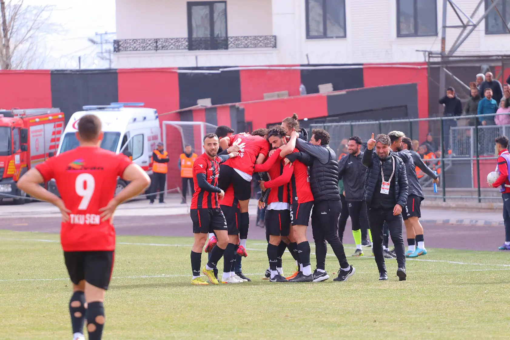 Vanspor şampiyonluğa doğru