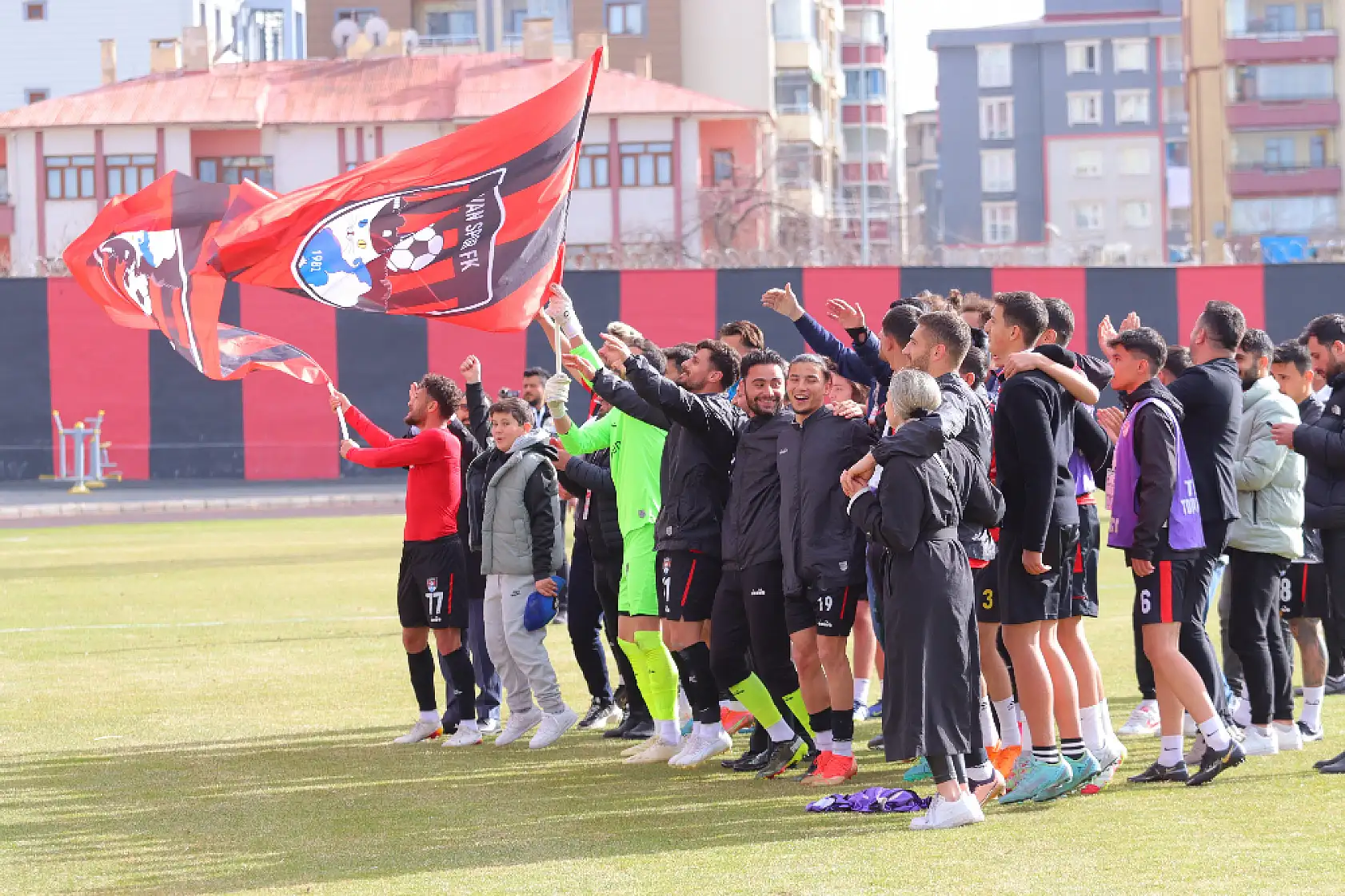 Vanspor şampiyonluğa doğru