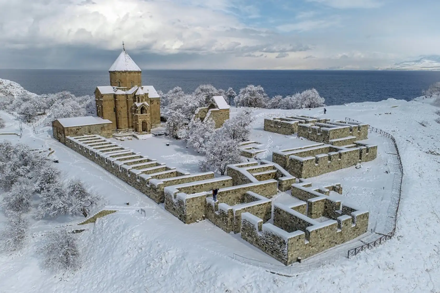 Akdamar Adasında kış...