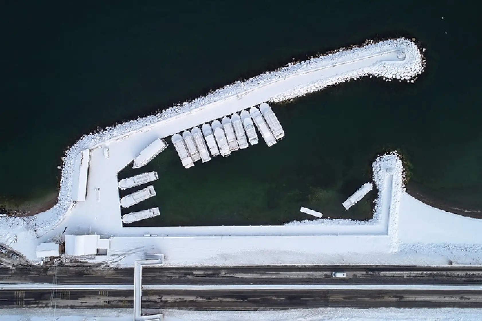 Akdamar Adasında kış...