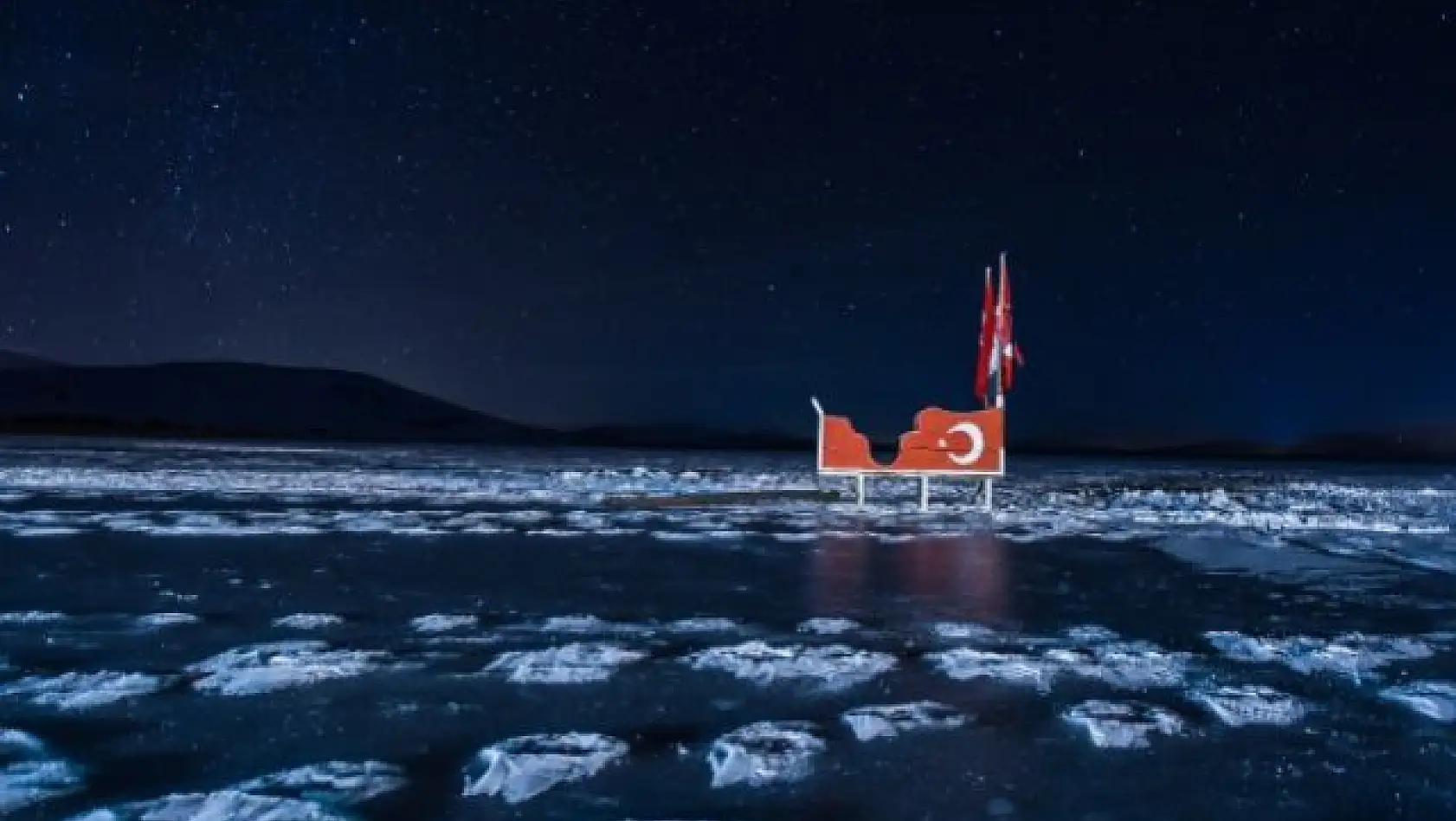 Çıldır Gölü'nde yıldızların görsel şöleni